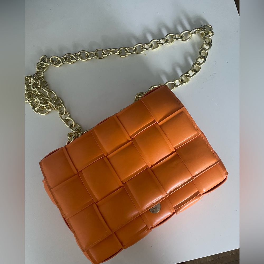 Crossbody bag